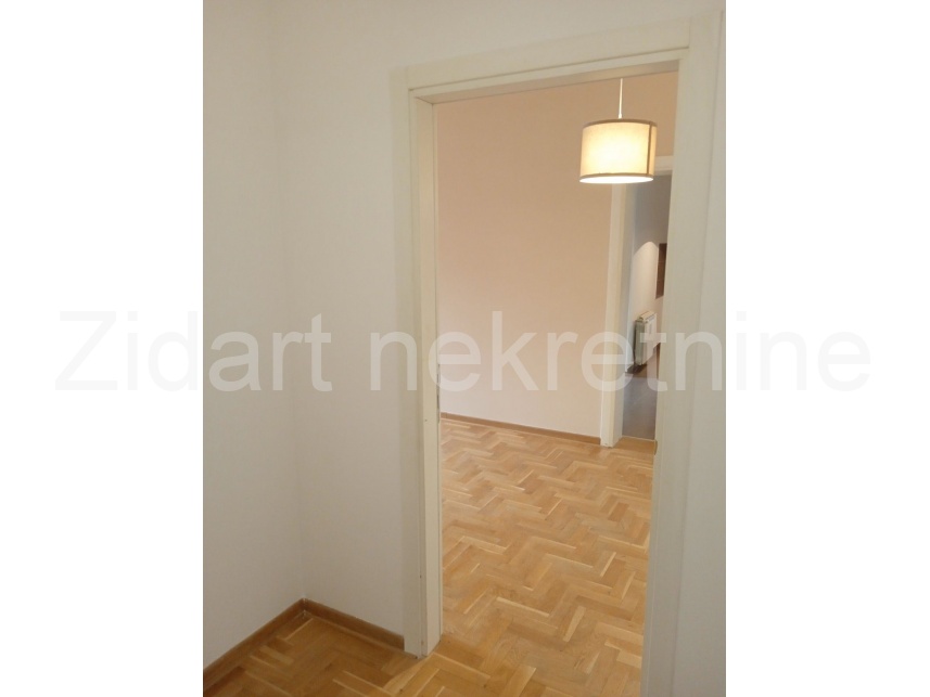 Квартира, 785 м², 213 000$ — FAKTOR